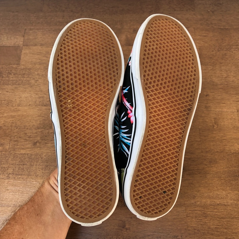 Vans Era Hawaiian Hibiscus Floral Canvas Lace-up Shoes (Women's 7.0) - Picture 9 of 11